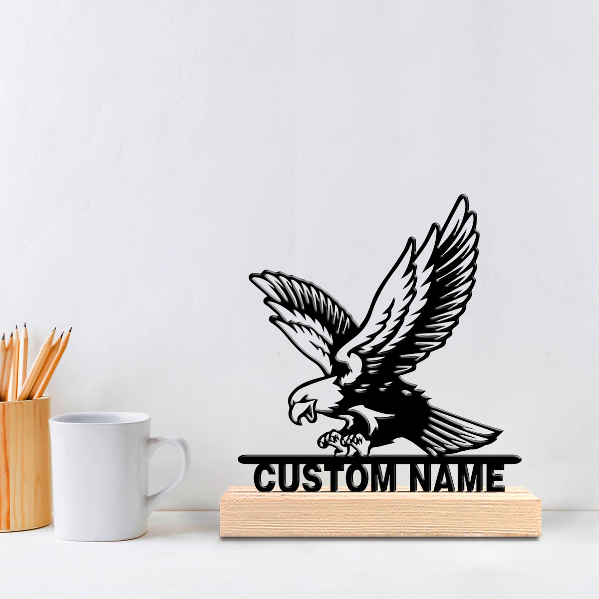 Home Office Gifts - Ein warmes, individuelles Adler-Eisenkunsthandwerk mit Holzsockel