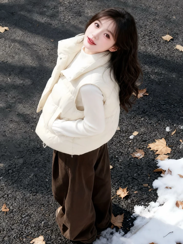 

Корейский стиль: женский вязаный жилет, брюки с широкими штанинами, комплект из трех предметов, эффект похудения, повседневный зимний модный ансамбль