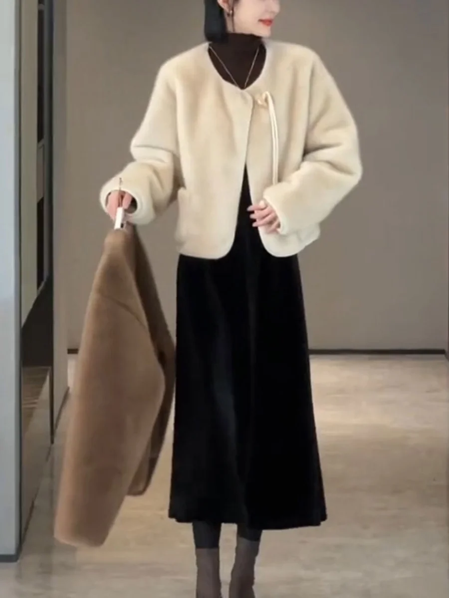 

Eco-Friendly ort Fur Jaet Women's Loose Fit Slimming Top New Chinese Sle One Button Design Winter Faion 2023