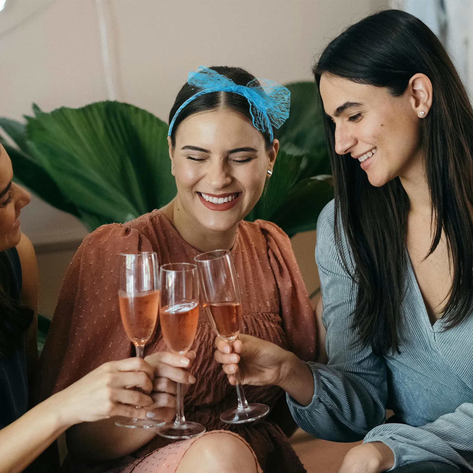 レトロパーティー衣装1セット 女性用 ネオンコスチュームアクセサリー 80年代テーマ ドレスアップセット ヴィンテージディスコレイブギア 80年代パーティー ジュエリー