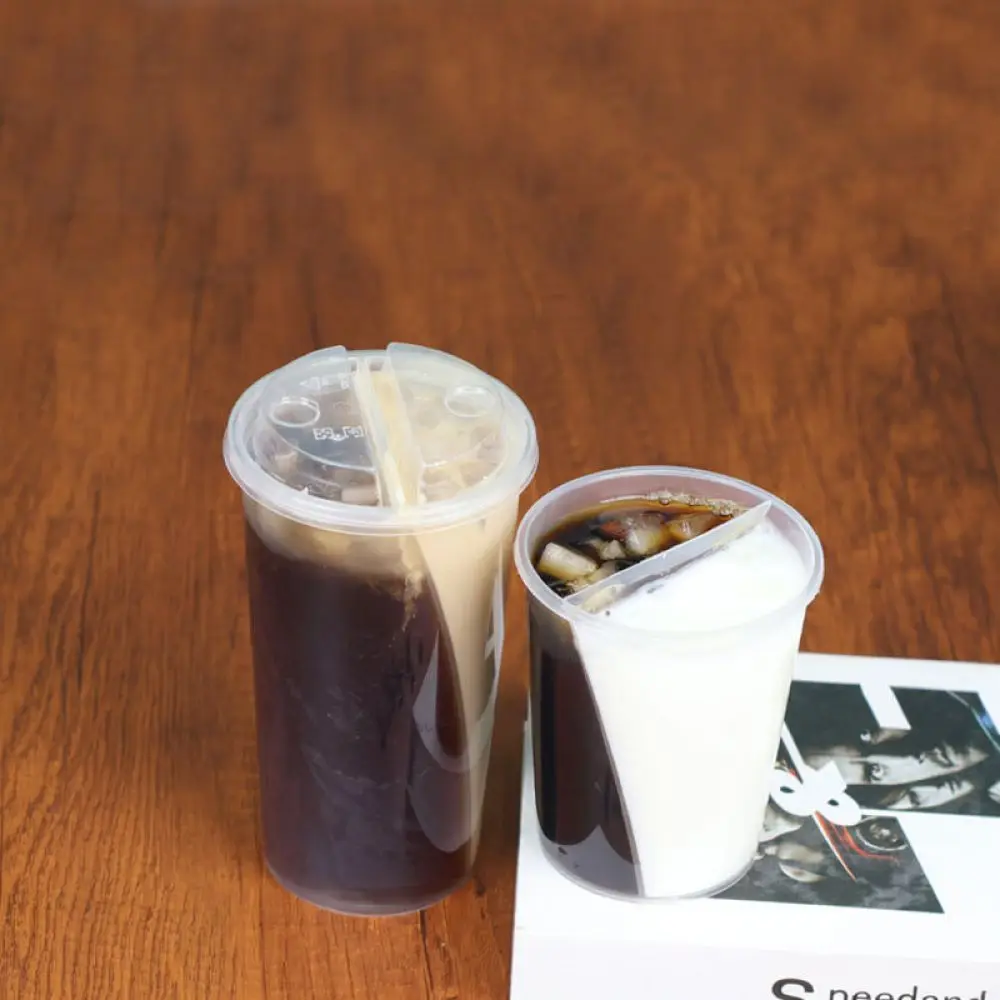 Dual Milk Tea Cup Plastic Partition Design Beverage Holder Leak Resistant Takeaway Cup For Summer Drinks