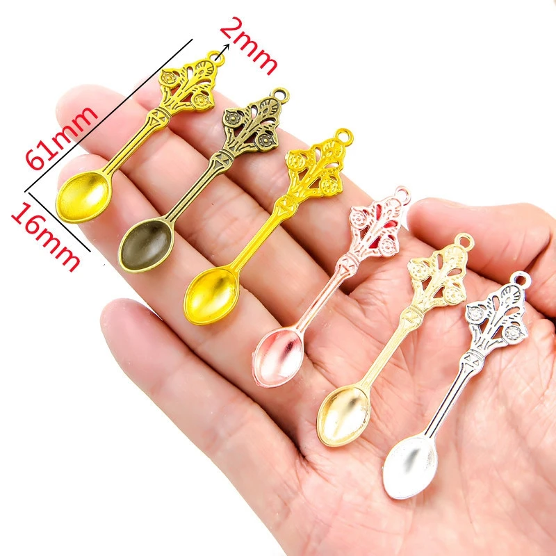 4PCS Ancient Mini Metal Spoon Micro-tuning Shovel Crown spoon Pendant