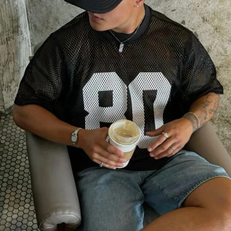 Herren 80 Nummer Bedrucktes Mesh T-Shirt Lässiges Kurzarm-Rundhals-Shirt Durchsichtiges Streetwear Übergroßes Fußball-Trikot-Stil Oberteil – Detail 1