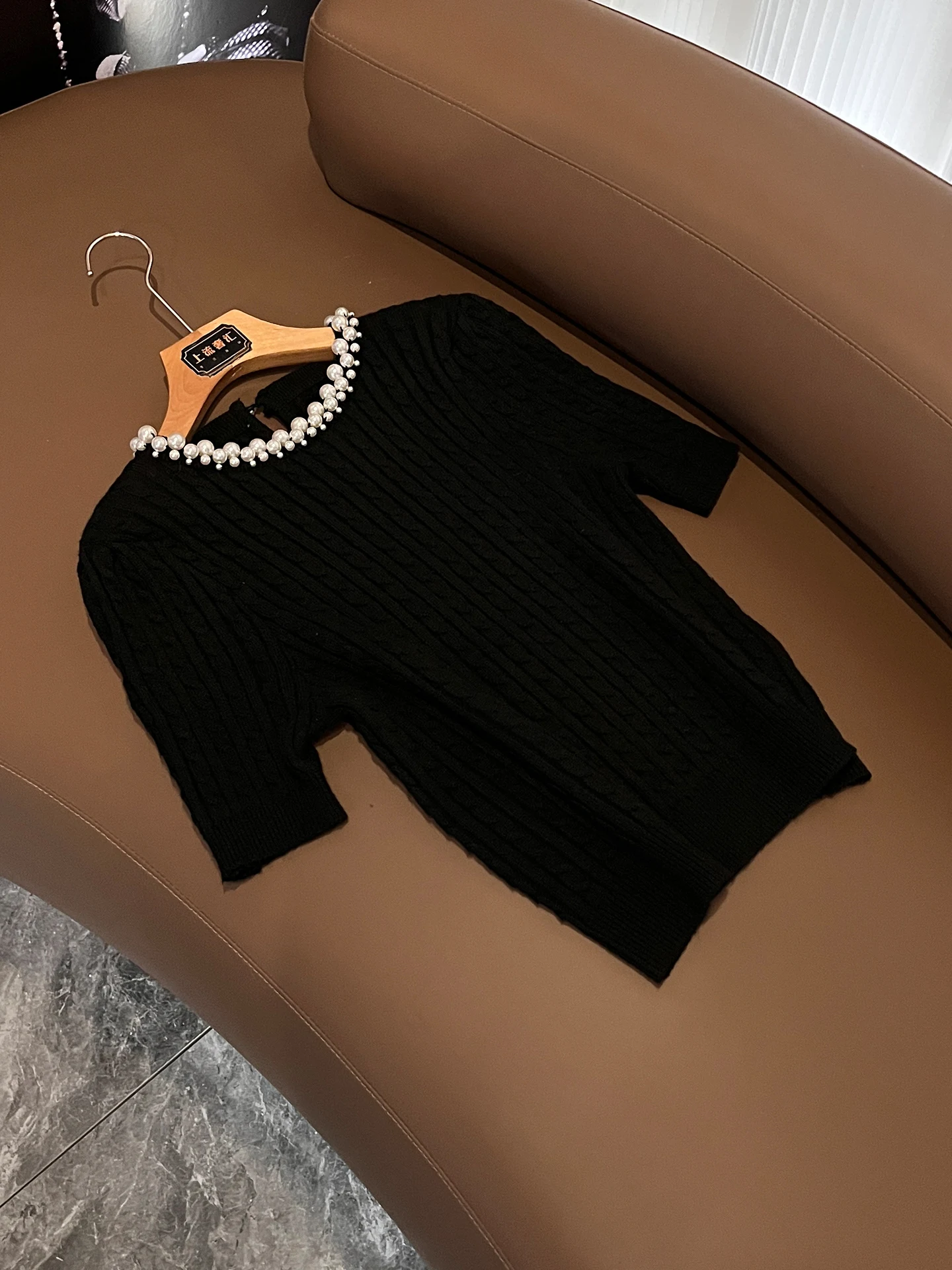 

Женский черный вязаный свитер Slim Fit с жемчужным воротником, короткими рукавами и круглым вырезом, в стиле Design Sense Commute, эксклюзивно онлайн