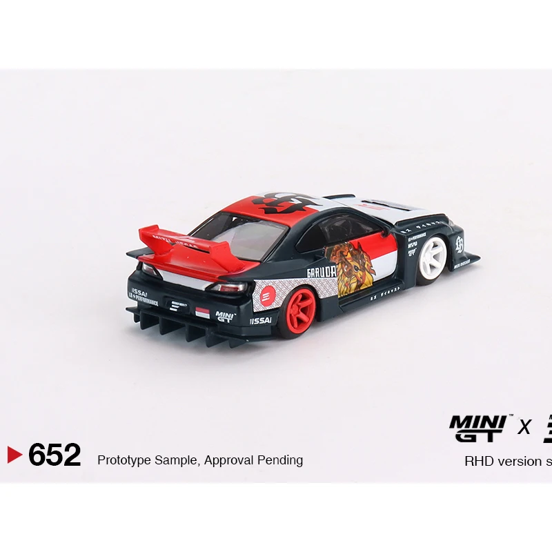 MINIGT 1:64 LB-Super Silhouette S15 SILVIA Garuda alloy car model