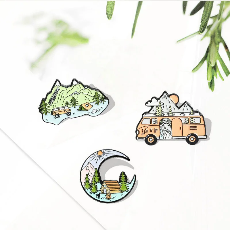 Motorhome Pines Shirt Lapel Badge Bag Outdoors Jewelry Gift for Kids Friends Go Cam Pinsg Enamel  Brooch Custom Mountain Moon