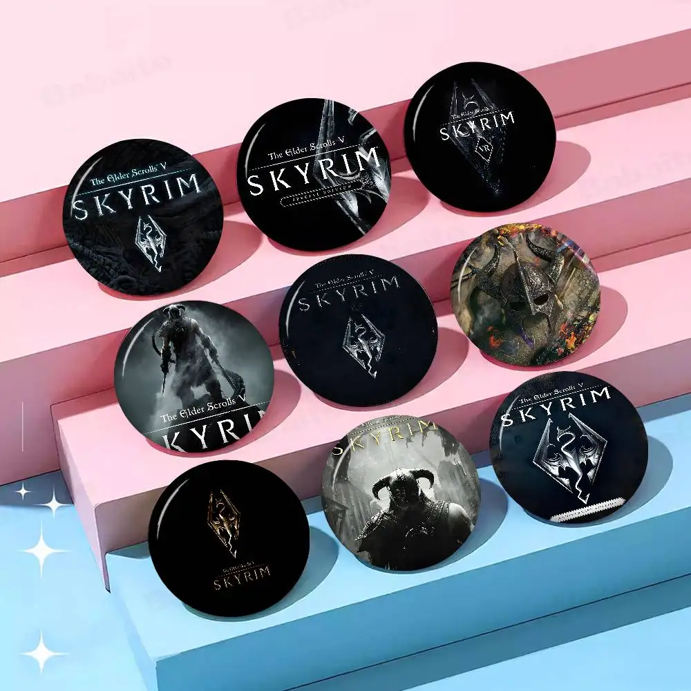 Game T-The E-Elder Scrolls V: S-Skyrim Creative Pins Funny Round Snap-in Brooch Badge Backpack Hat Jewelry Gifts for Friend