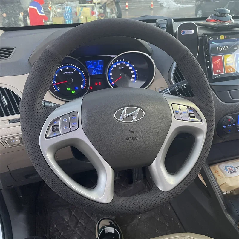 

For Hyundai IX35 VERNA TUCSON DIY Sew By Hand Top Black Suede Steering Wheel Cover Car Interior Accessories