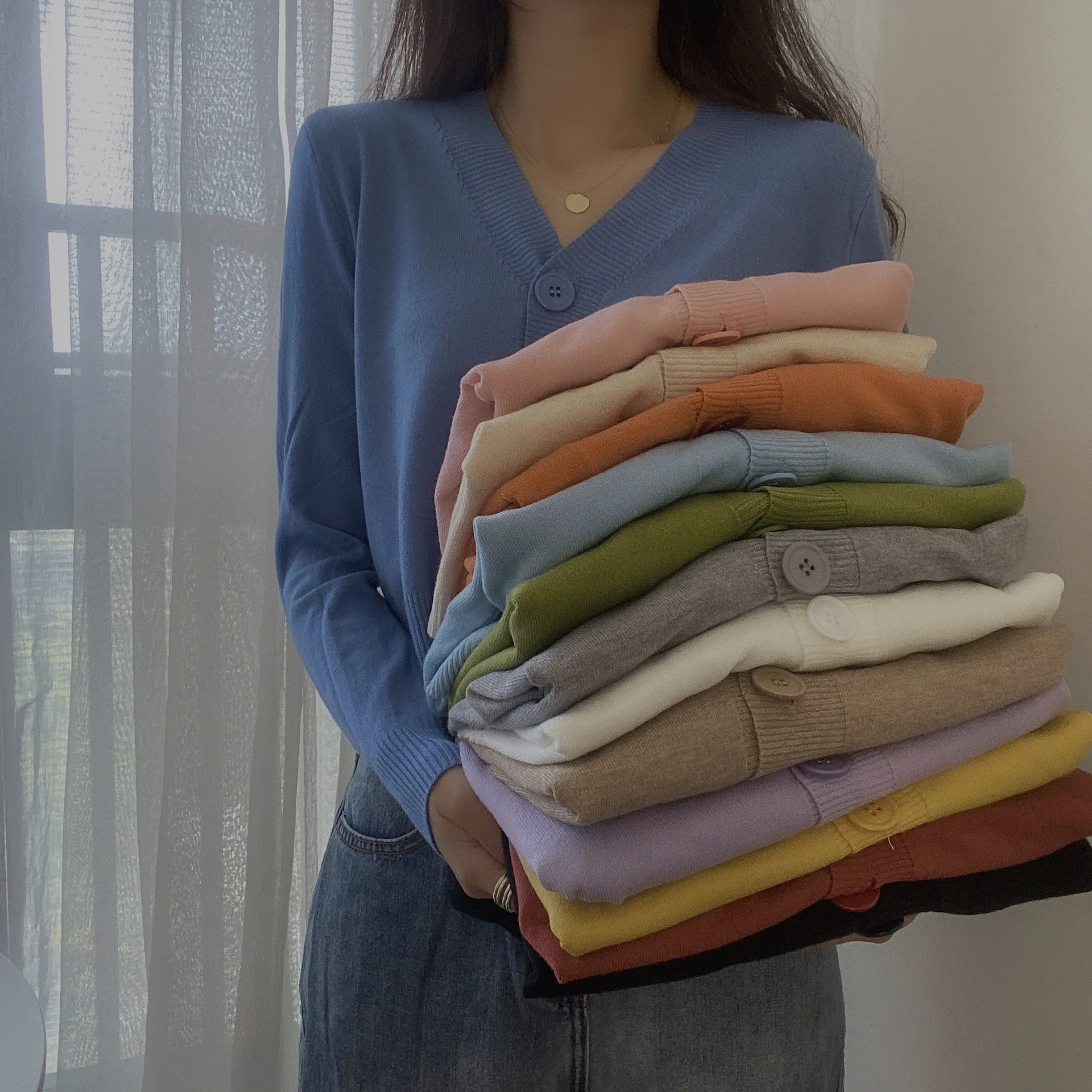 Button Pullover Long Sleeve Sweater Women V Neck Short Top Ladies Autumn Winter Clothes Slim Streetwear Solid Knitted Cardigan B