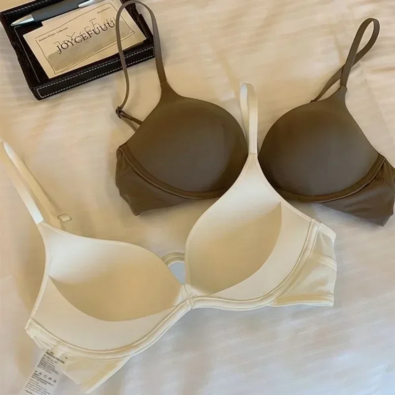 حمالة صدر نسائية من BANERDANNI حمالة صدر مجوفة خالية من الأسلاك وإغلاق أمامي خفيفة الوزن قابلة للتنفس بدون خياطة مريحة للصدر الصغير