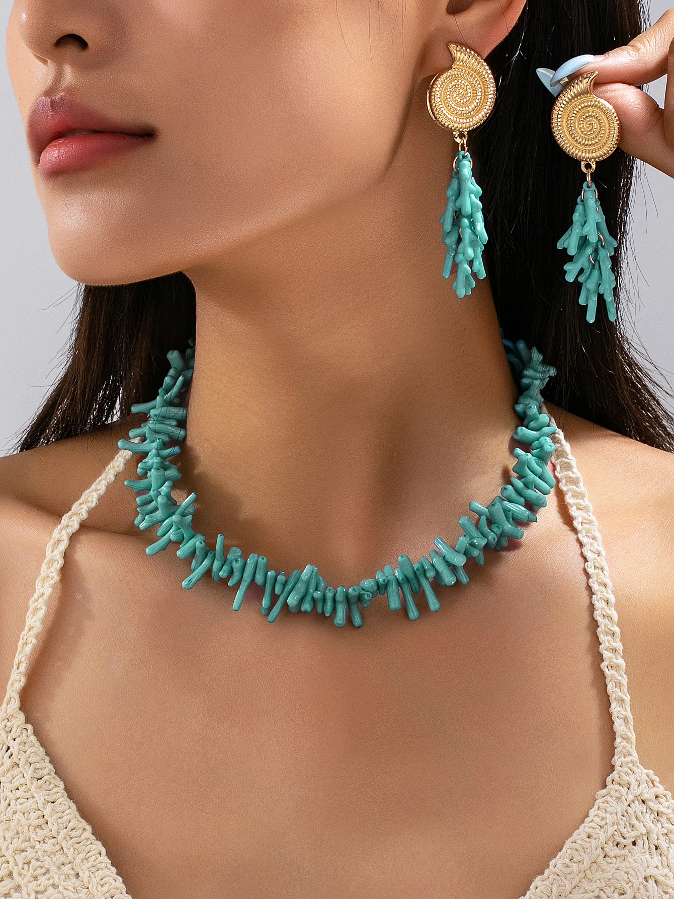 Vintage Bohemian Künstliches Korallenzweig-Schmuckset Unregelmäßige Korallenperlen-Halskette Lange Quasten-Ohrringe Damen Sommer Strand Urlaub Accessoires – Detail 1