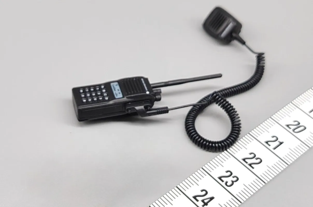 

DAM 78105 1/6 Scale Soldier Communicator Model for12''Russian Federation VDV