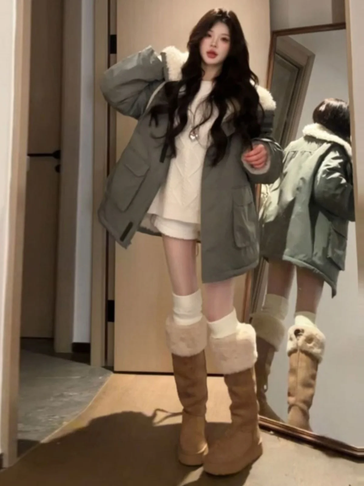 

Korean Style Retro High Fashion Lamb Fur Thick Warm Spring Jacket Outerwear Trendy Stylish Windbreaker Coat Women's Coat