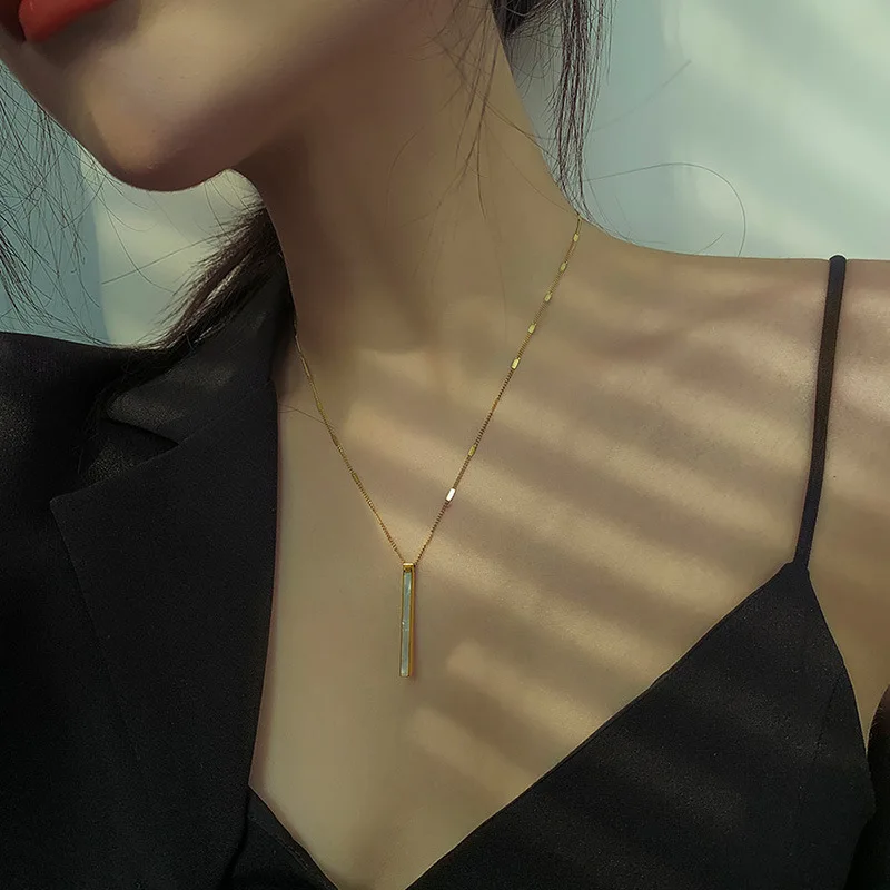 Luxury Jewelry for Women Korean Titanium Steel Chain Shell Long Pendant Necklace for Women Clavicle Chain Jewelry Gift Collares