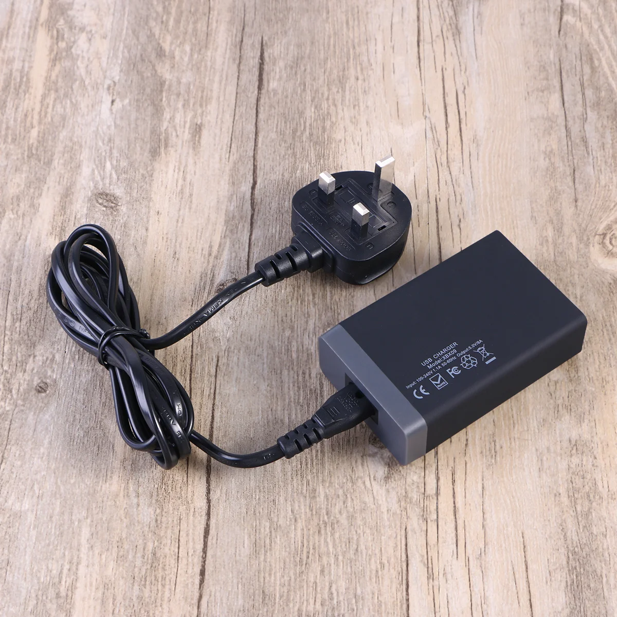 

5 Port USB 30W 5V 8A Fast Charging Station Compact Adapter for Phones Tablets Cameras Headsets Multi Device