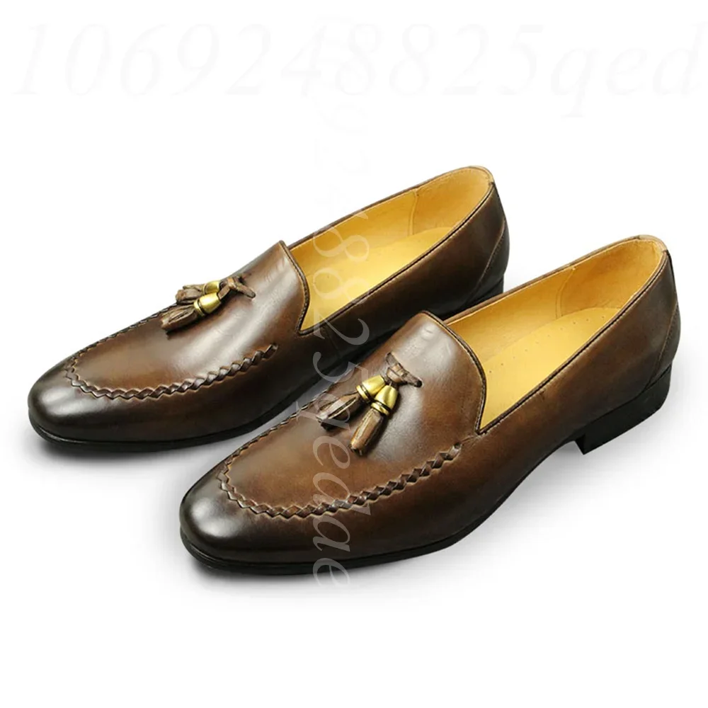 Men's  Hand-Burnished Brown Lightweight Loafers Woven Print Slip-on Dress Shoes with Tassels Decor Pointed Toe Shoes for Formal