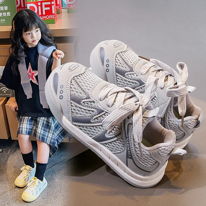 

Girls' Anti-slip Fashion Sports Shoes Autumn Edition Versatile Sports Shoes for Children and Boys' Casual Lace-up Running Shoes