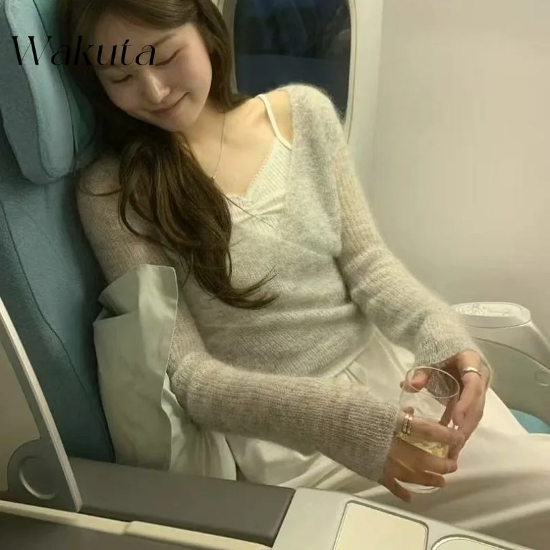 

WAKUTA Korea Dongdaemun Soft Cross V-neck Mohair Knit Long Sleeve Top Japan Harajuku Vintage Y2K Fairy Commuter Tops 여성 반팔 니트