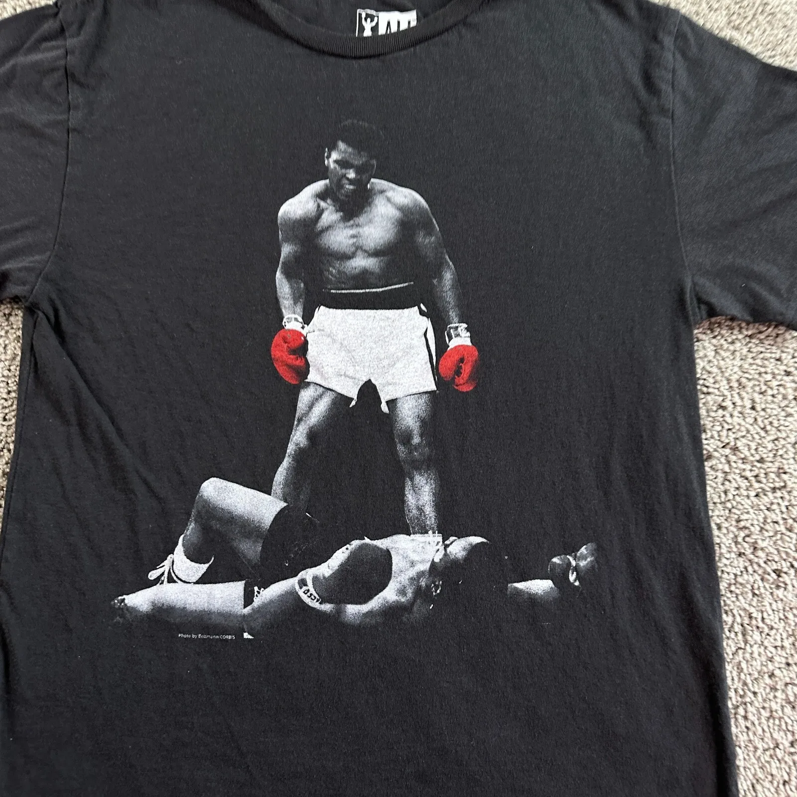 قميص محمد علي رجالي متوسط أسود وأبيض للملاكمة سوني ليستون بأكمام قصيرة