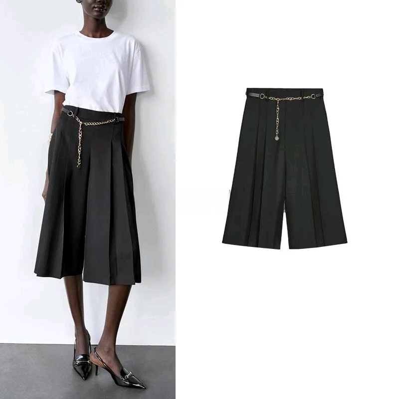 

Новинка весеннего сезона: повседневные длинные шорты в стиле панк с цепочкой на поясе, для города, женские, с высокой талией, из полиэфирного волокна