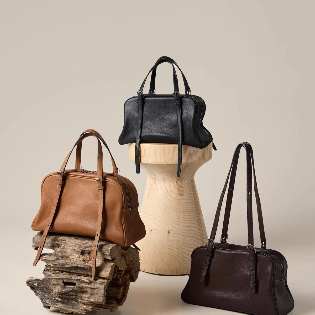 

Bowling Bag for Women, Retro and High-end, Commuting Large Capacity Handheld Shoulder Bag for Women