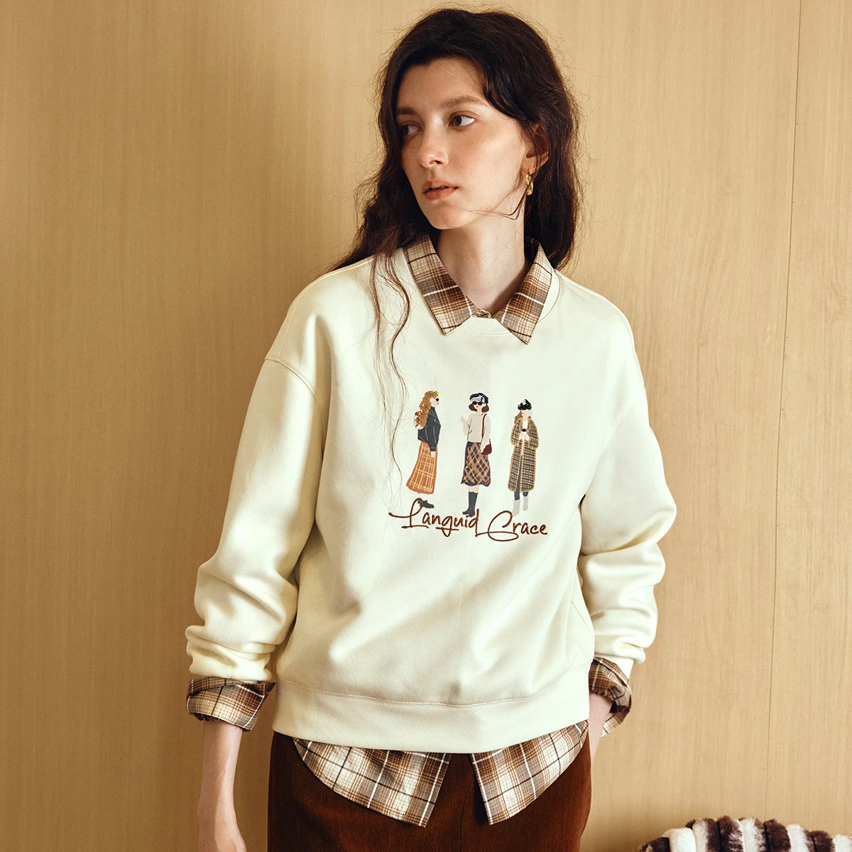 OLrain Women's Sweatshirts 2025 Autumn New Collection Casual O-neck Loose Pullovers Embroidery Long Sleeve Knit Tops O57QR001065