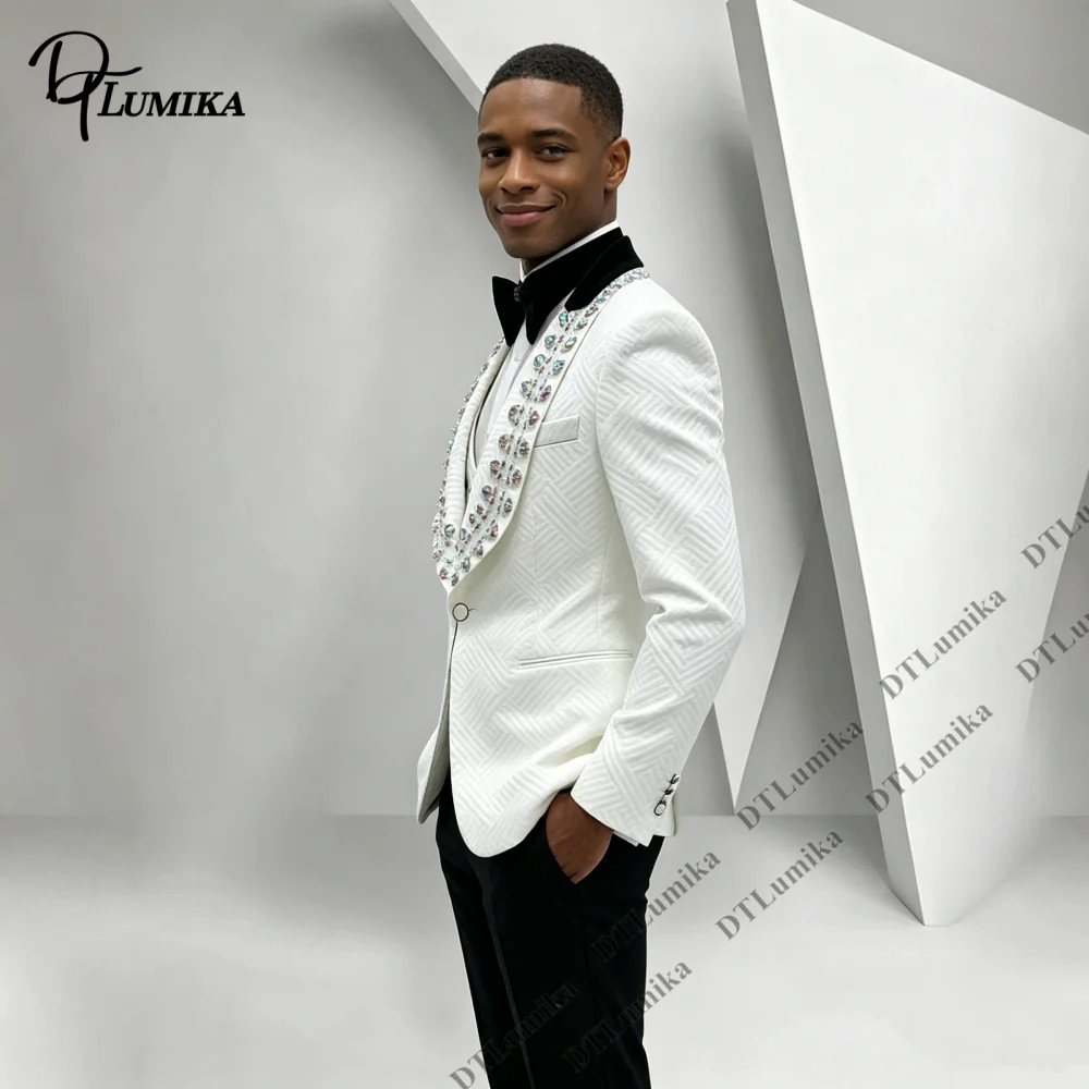 DTLumika White Embossed Multicolor Rhinestone Wedding Suit for Groom Three Piece Jacket Waistcoat Trousers Set Banquet Tuxedo