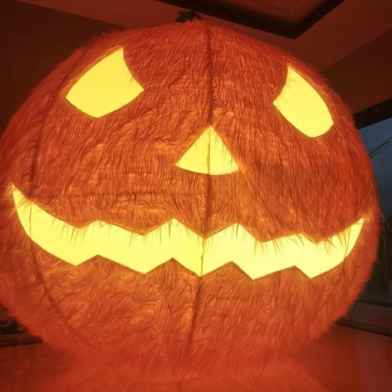 Modello gonfiabile di aria di zucca di peluche, atmosfera di Halloween, bar, centro commerciale, decorazione del cortile