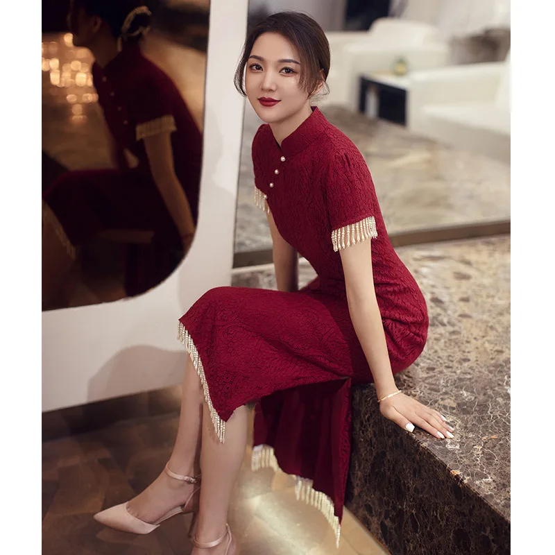 Burgundy Wedding Toast Clothes Traditional Chinese Dresses Sexy Tassel Lace Cheongsam Evening Party Gown Mandarin Collar Qipao