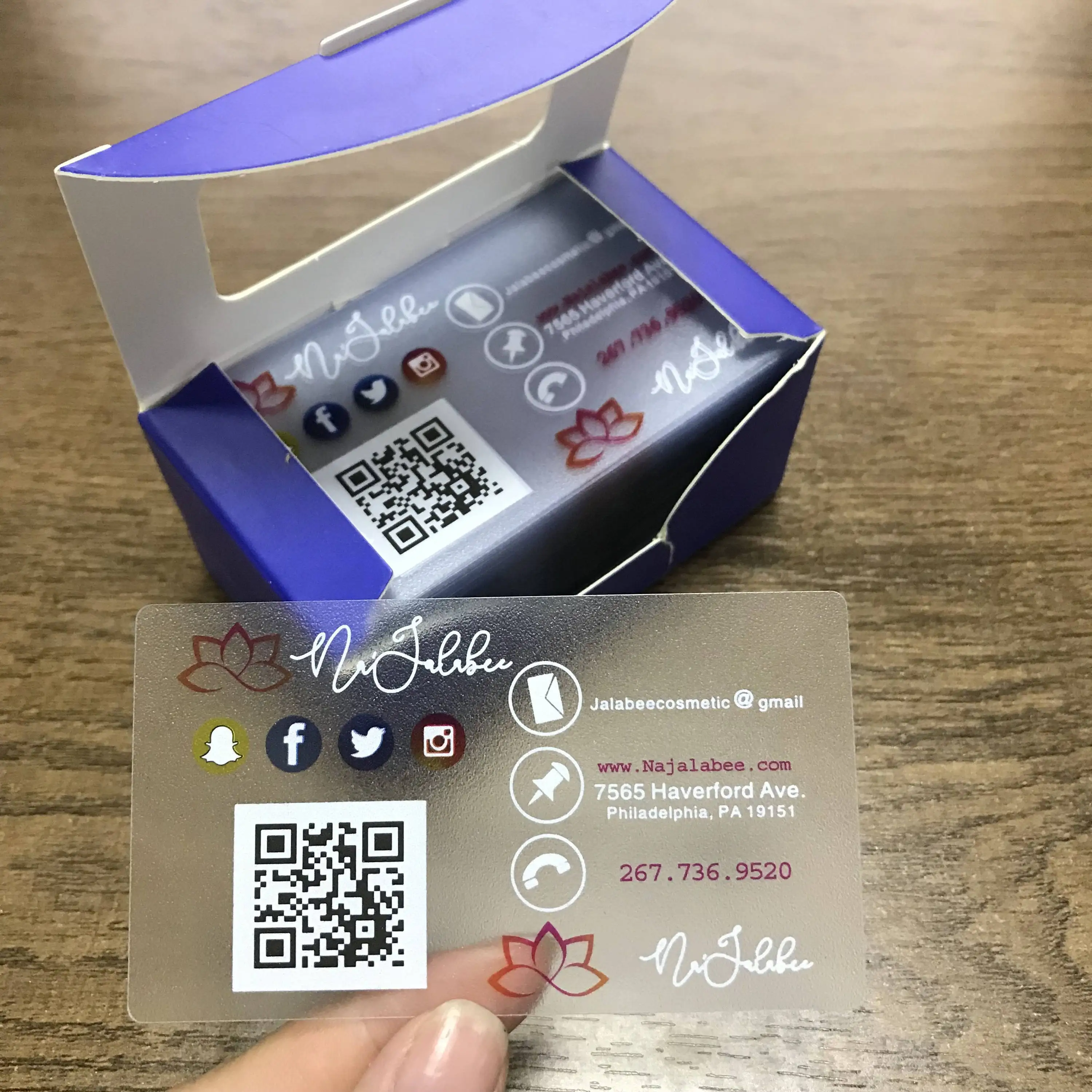 Customized 0.38mm single-sided matte VIP membership PVC card, transparent frosted plastic business card
