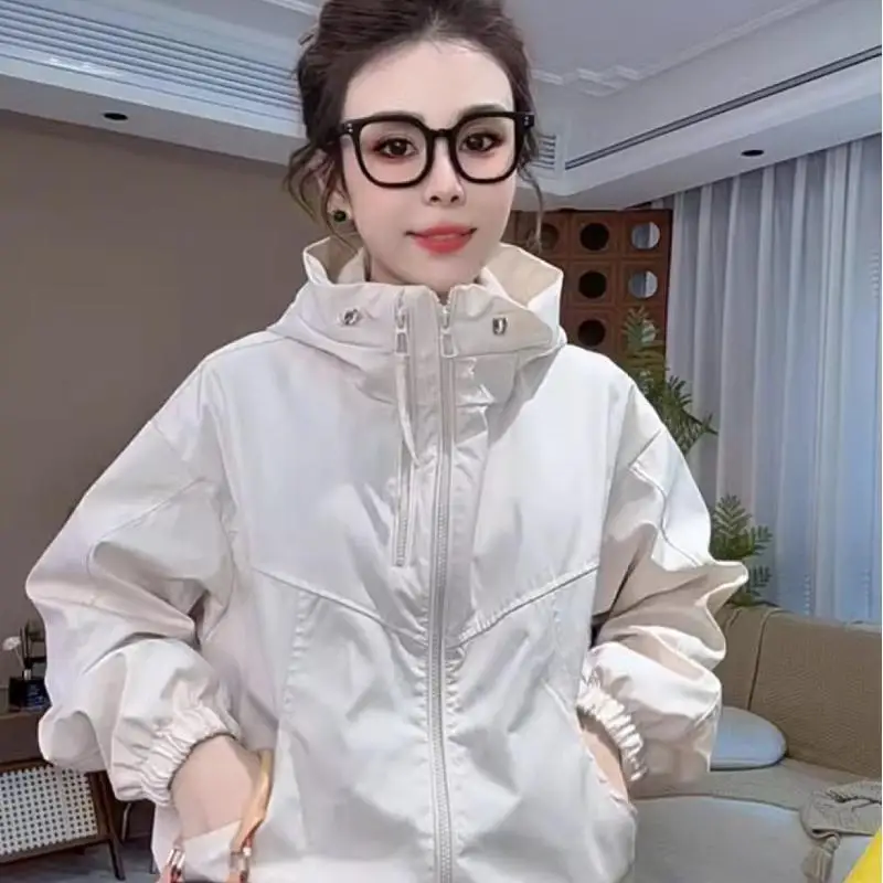 Women's Hooded Assault Jacket for In Spring Autumn New European Style Sports Leisure Jacket for Women Long Sleeved Jacket Tops