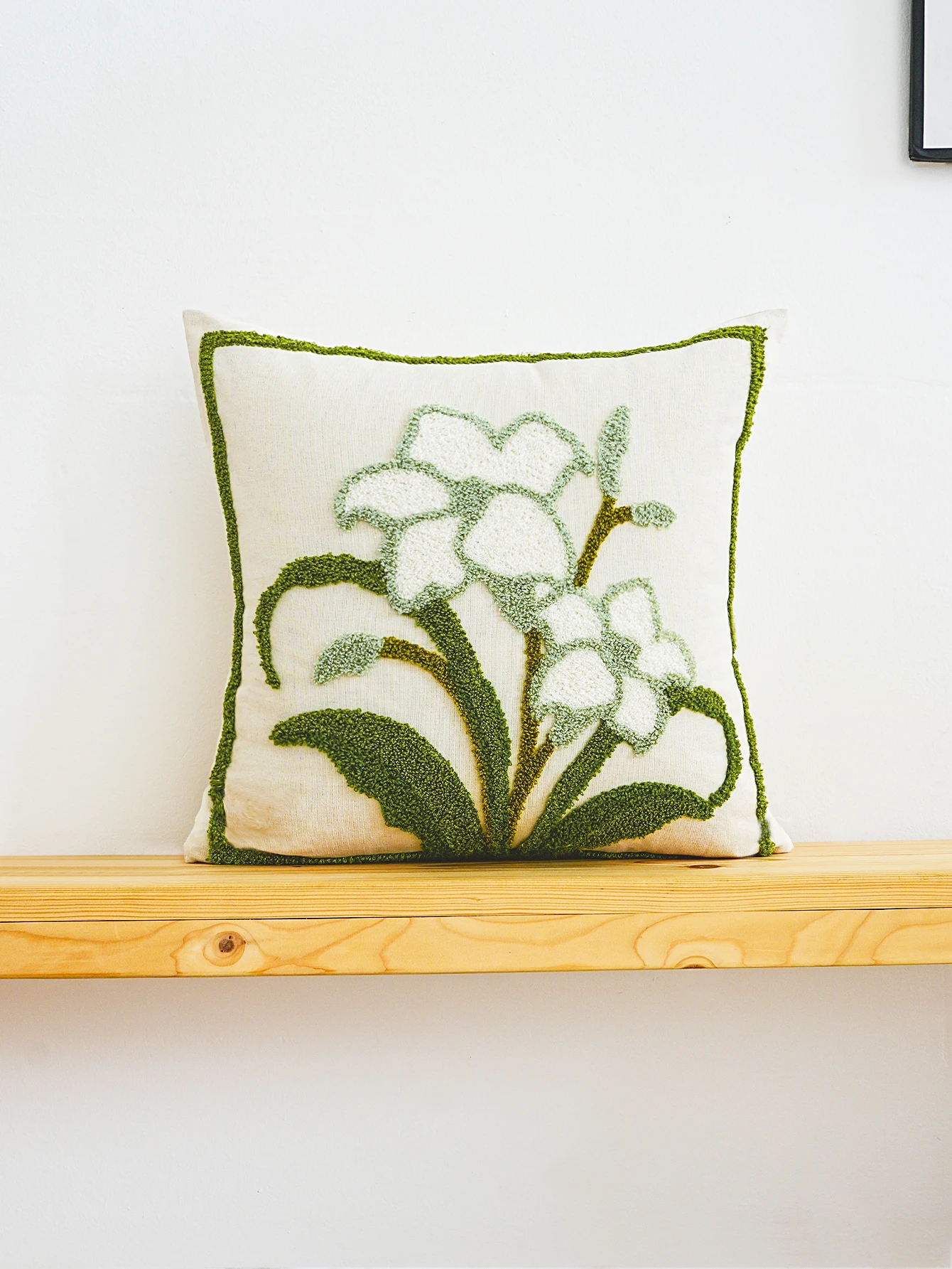 1pc Spring Embroidered Floral Cushion Cover, Soft Fabric, 45*45CM, Suitable For Living Room, Bedroom, Sofa, Home Decor