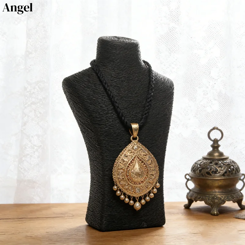 Linen Background Jewelry Display Stand with Portrait Window, Wall Mounted Necklace Holder & Bust Mannequin Shelf Organizer