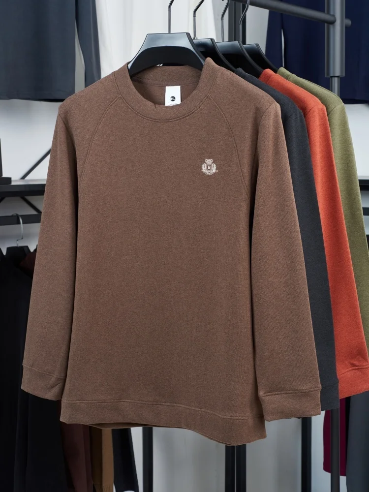 بلوزة رجالية جديدة فاخرة مخصصة للخريف والشتاء بأكمام طويلة مخملية مزدوجة الجوانب دافئة ماركة رائعة مطرزة برقبة دائرية