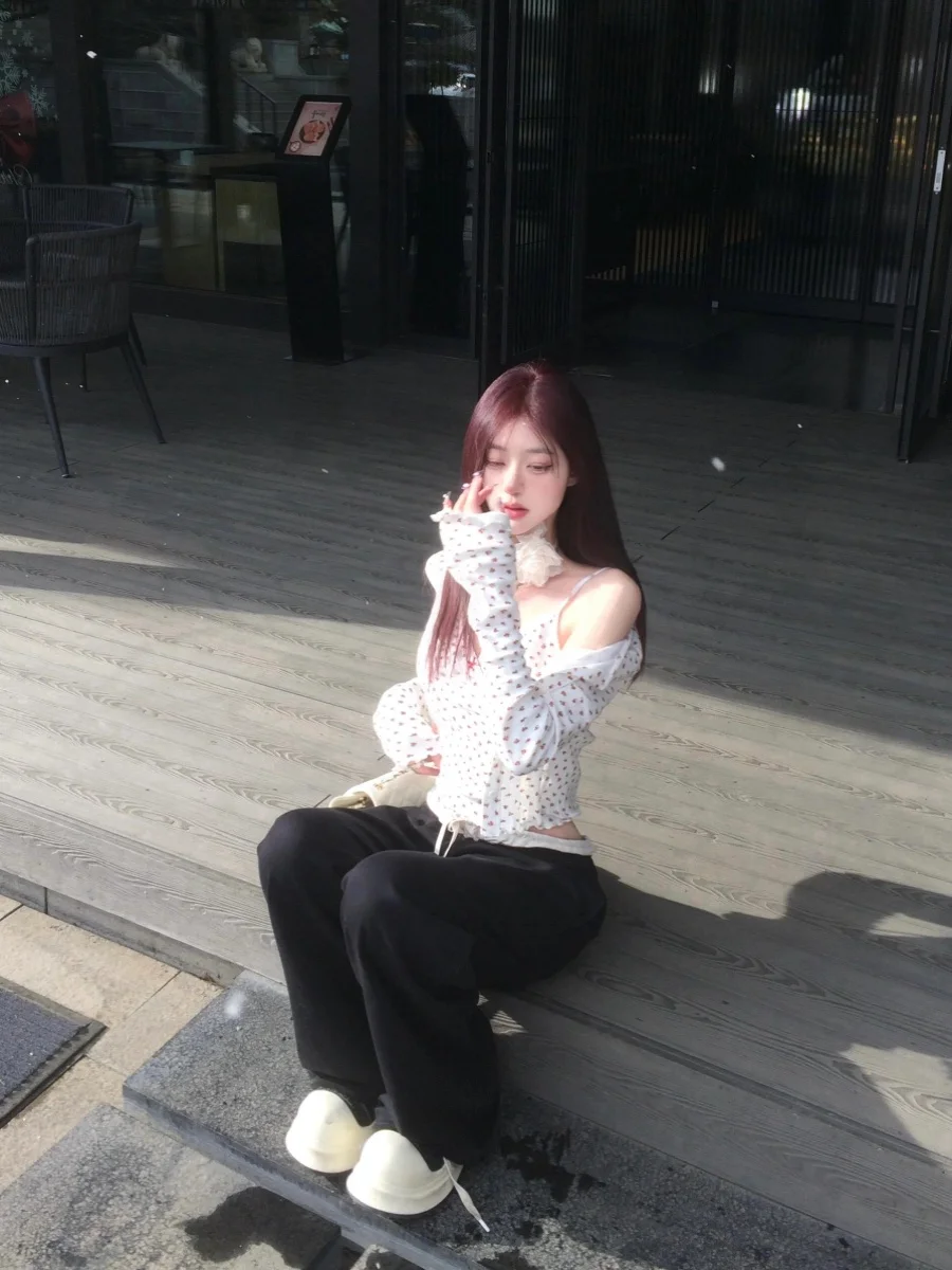 طقم وصيفة الشرف الأنيق بطباعة الزهور وأكمام طويلة، توب بحمالات رفيعة وكارديجان جميل للحماية من الشمس في الصيف، زي نسائي من قط...