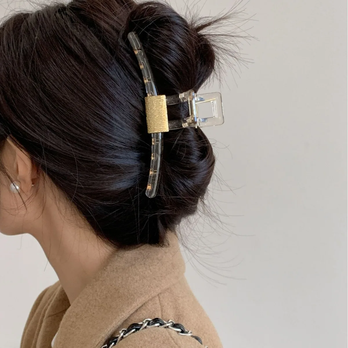 

Premium Large Metal Hair Claw Block Letter Straight Shark Clip for Women Back of Head Updo Daily Use Gold