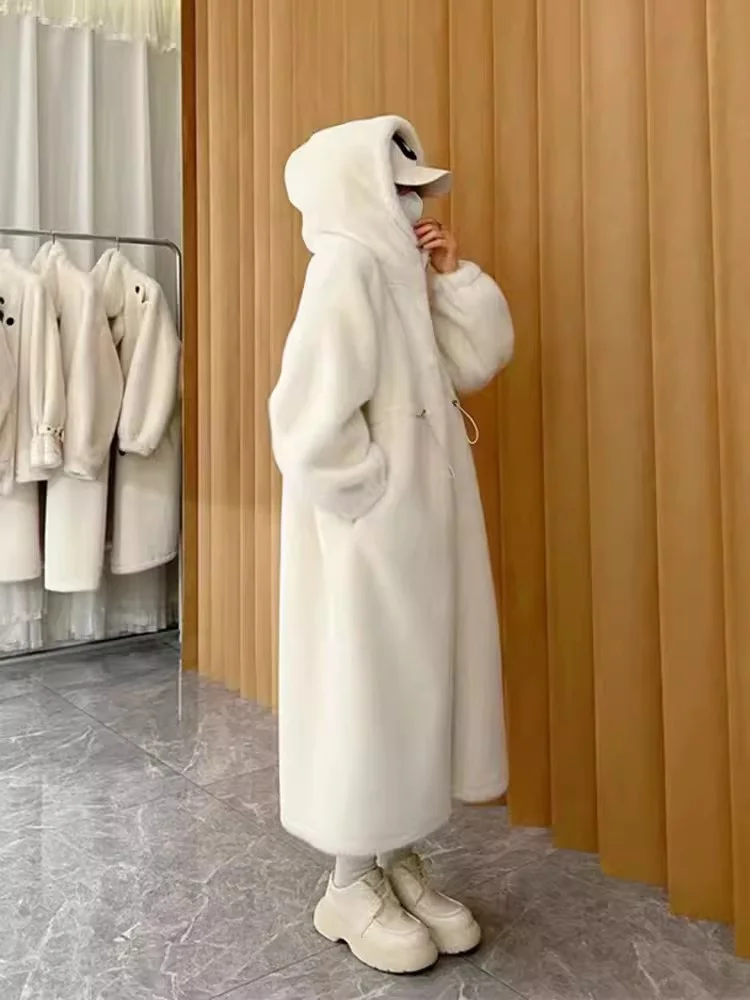 2025 Winter New Environmentally Friendly Fur Coat Women's Mid Length Hooded Loose Padded Warm Mink Plush Mao Mao Outerwear