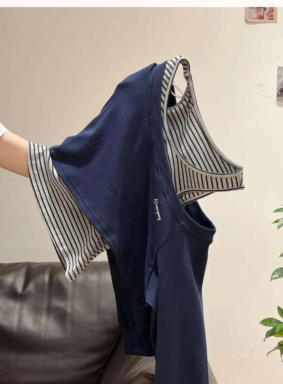 Designer Unique Off-shoulder Tops Women Two Piece Set Long Sleeve Striped Sweatshirt Fall Navy Hoodie Jacket Spring Outwear
