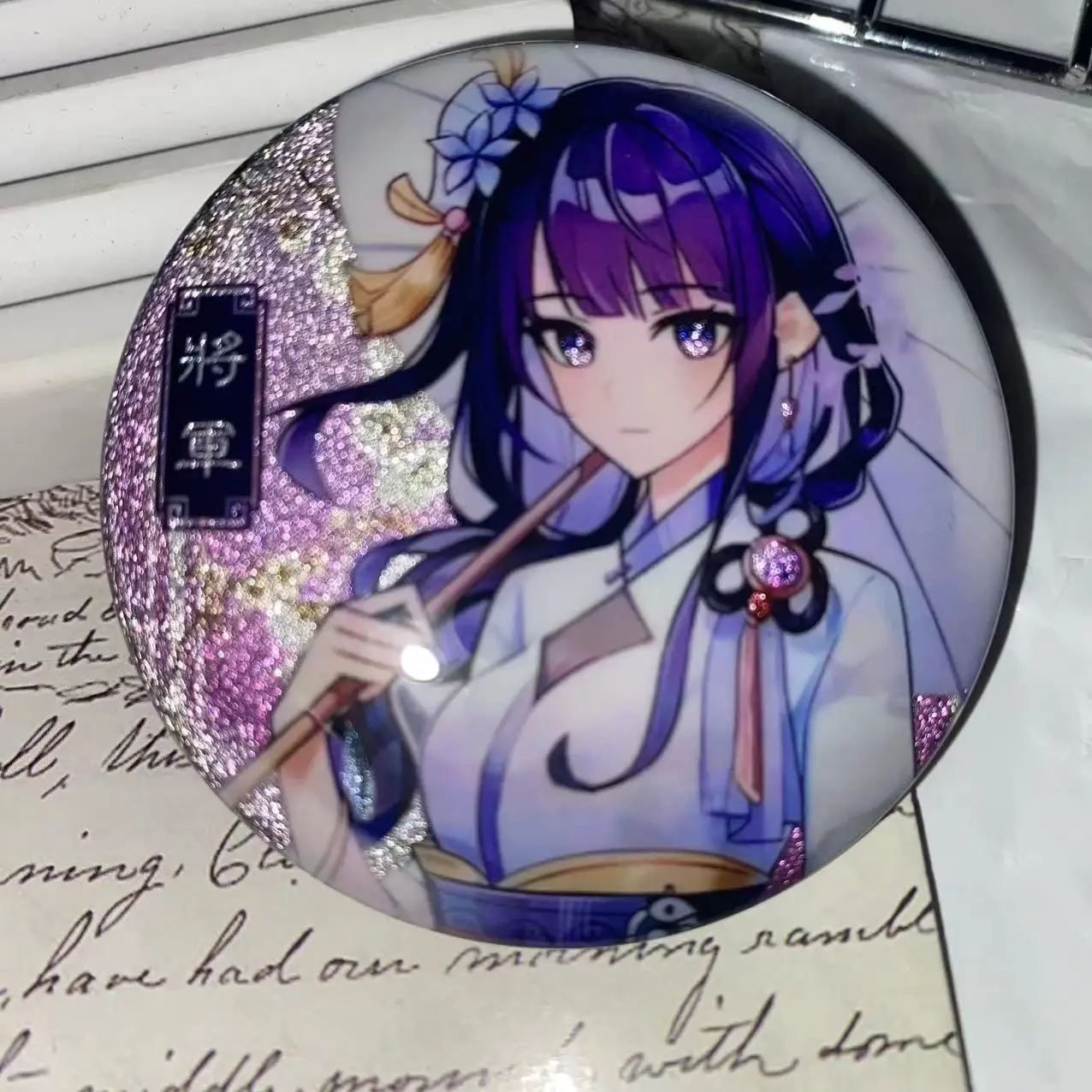 Neue Glänzende Genshin Impact Furina Xiao Raiden Shogun Scaramouche Pins Cosplay Anime Weißblech Abzeichen Studenten Freunde Geschenke – Detail 6