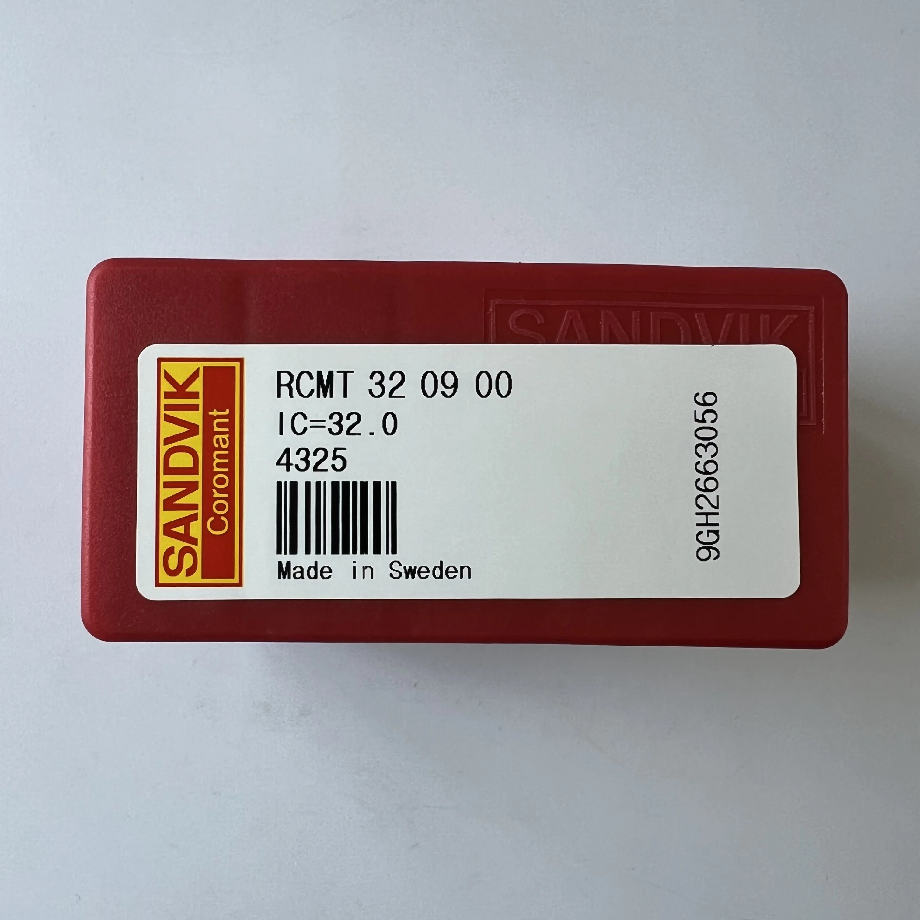 

Carbide inserts for lathe RCMT320900 4325