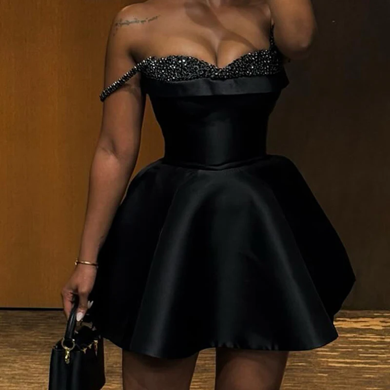 Black Beaded Short Homecoming Dress Sweetheart Satin Cocktail Party Dress Mini Vestido Festa Prom Dress Short Luxury