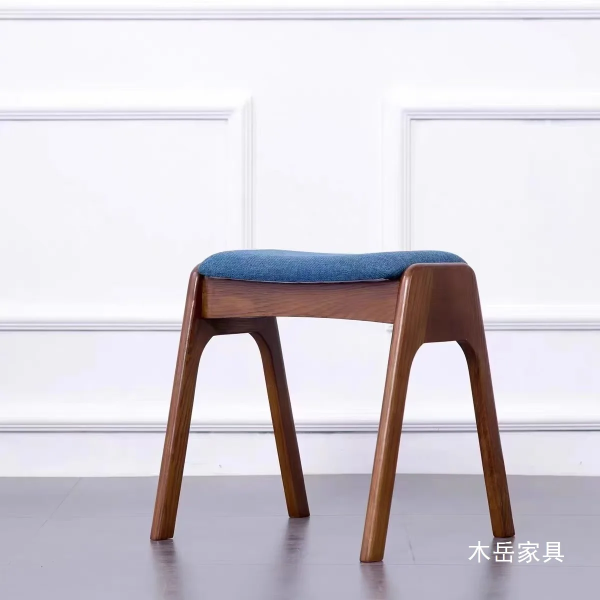 

Customizable solid wood Nordic makeup modern simple shoe changing stool removable and washable