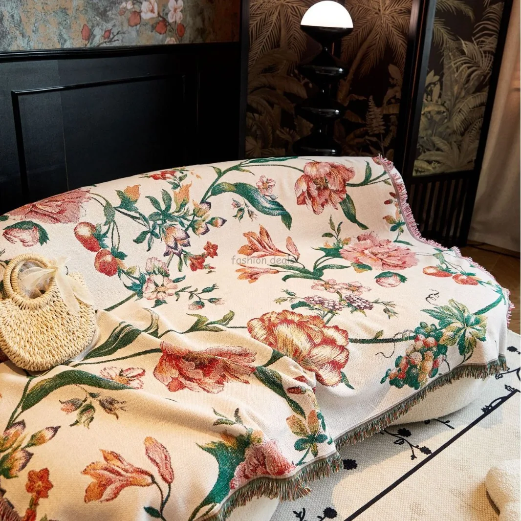 

Retro American Vine Pattern Decorative Throw Blanket, Vintage Style Woven Sofa Cover Multi-purpose Couch Blanket for Living Room