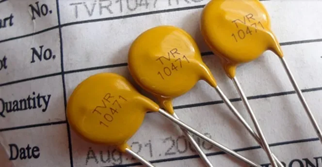 

Бесплатная доставка Высокое качество 50 шт TVR10471KSY TVR10471 TVR 10471 10D471 10K471 470V