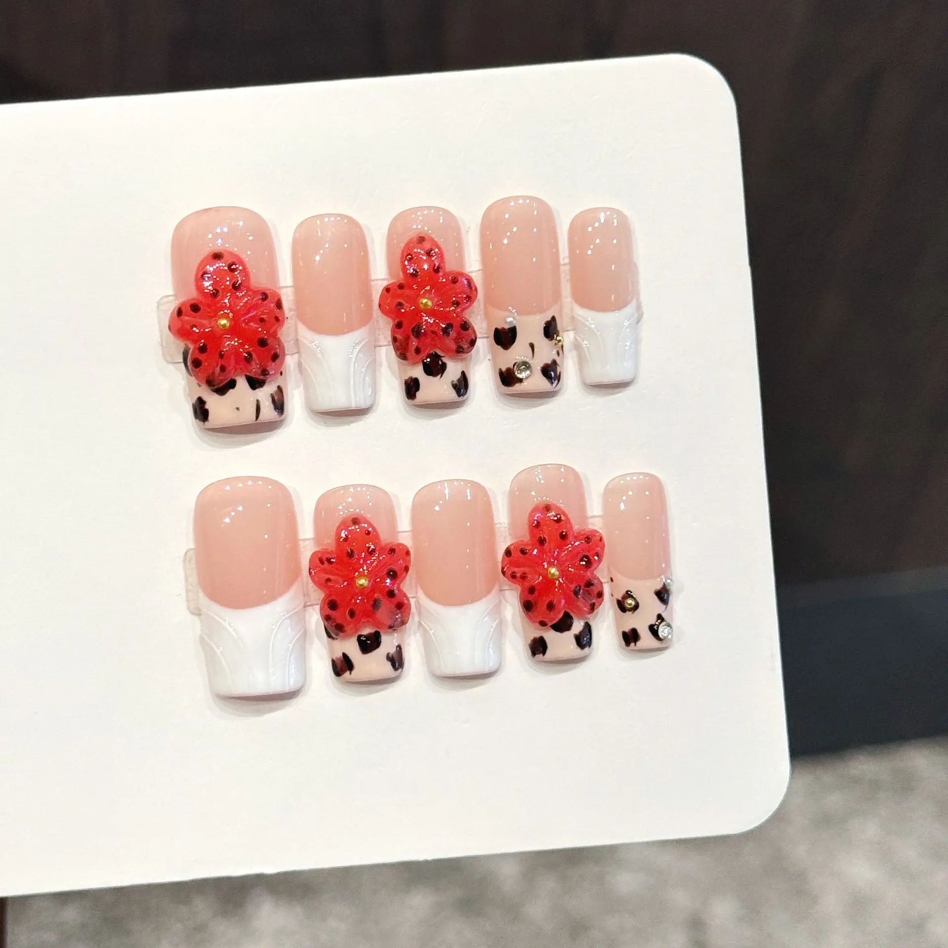 10pcs Handmade Fake Nails Middle Square Press On Nails Podian French sweet girl False Nails With 3D Carved Flower Designs