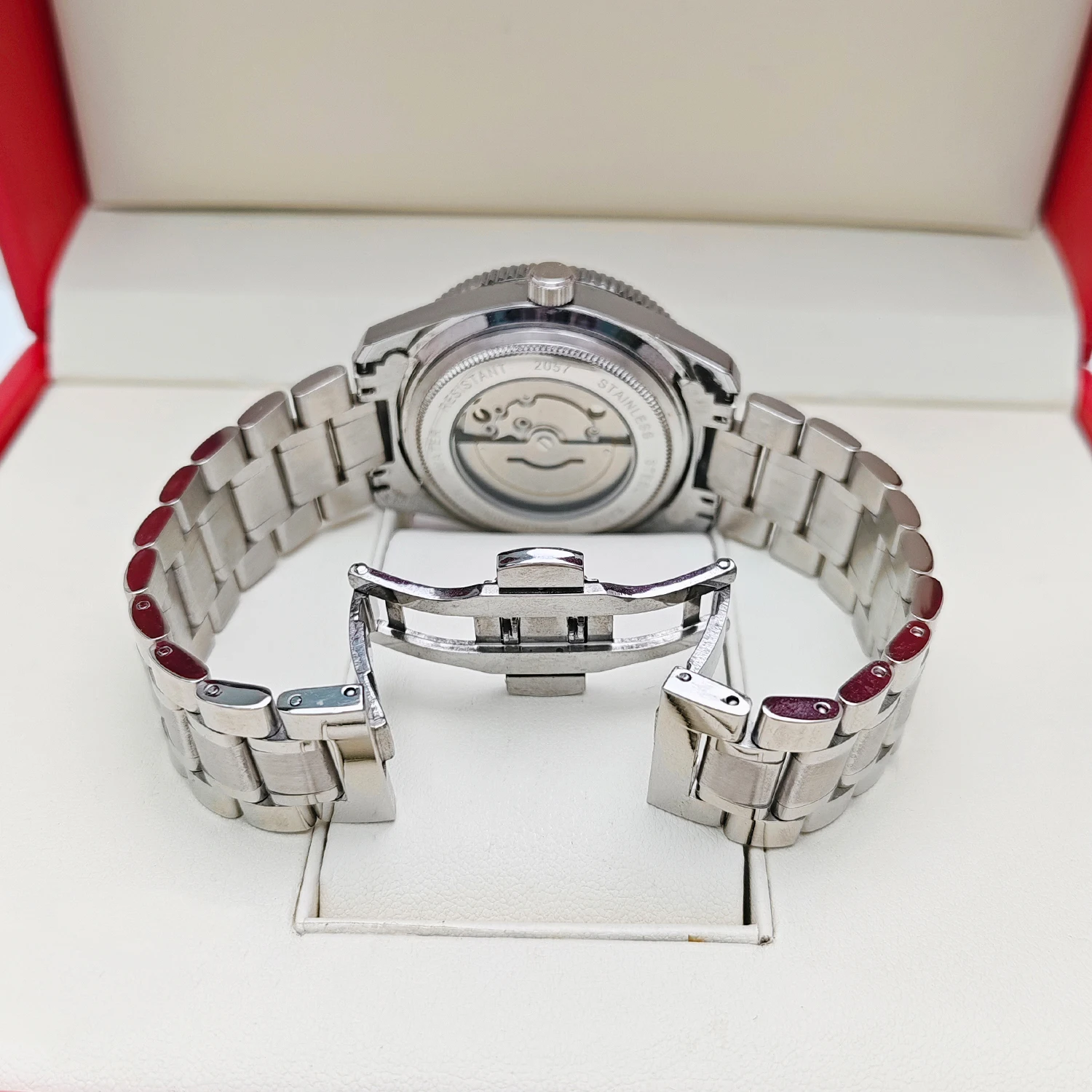 High-End Luxury Business Men's Mechanical Watch with a Skeleton Design, Butterfly Clasp Stainless Steel Strap, Business Series Fashion Casual Fully Automatic Mechanical Watch for Men, Trendy Versatile High-End Men's Model, Popular Gift Choice, Cost-Effective Durable and Precise Mechanical Watch