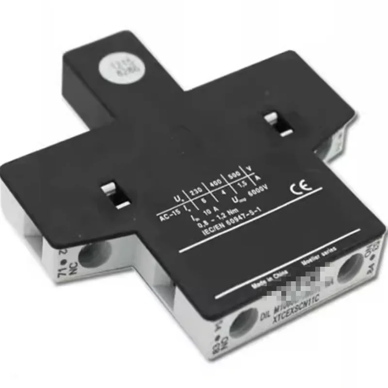 DILM1000C-XHI11-SI     DILM1000C-XHI11-SA       New Original Contactor Side Mounted Auxiliary Contact Module