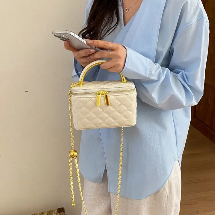 

Classic Solid Color Designer Crossbody Diaper Bag For Women Luxury Leather Tote Large Capacity Elegant Shoulder Bag Versatile