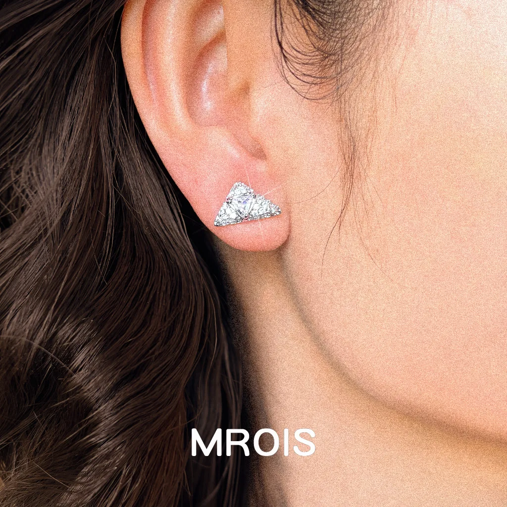 Burst flash~ Original gold-plated geometric triangular full zircon stud earrings niche light luxury high-end minimalist style ea