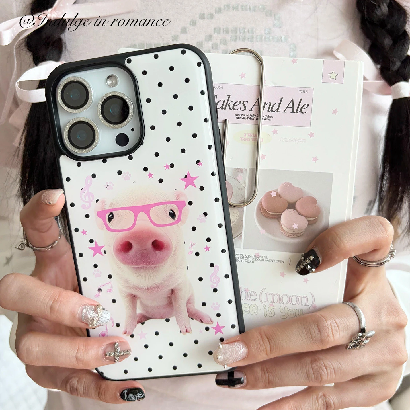 Polka Dot Pink Frame Glasses Pig Y2K Phone Case For Samsung S23 FE S24 Plus S26 Ultra S25 Edge Anti Drop Silicone Glossy Cover